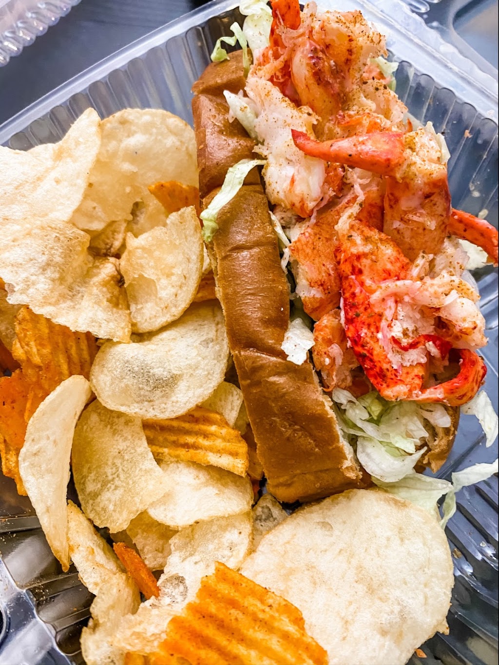 Js Lobster & Fish Market | restaurant | 906 Carrollton Ave #370, Indianapolis, IN 46202, USA | 8555627655 OR +1 855-562-7655