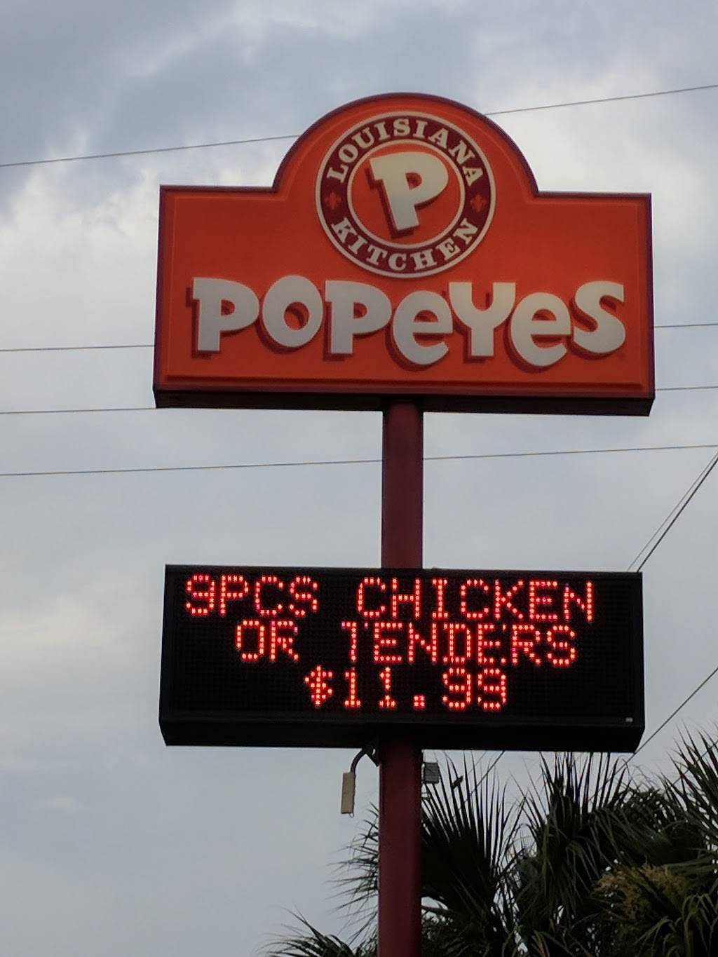 Popeyes Louisiana Kitchen | restaurant | 7100 Westbank Expy, Marrero, LA 70072, USA | 5043473206 OR +1 504-347-3206