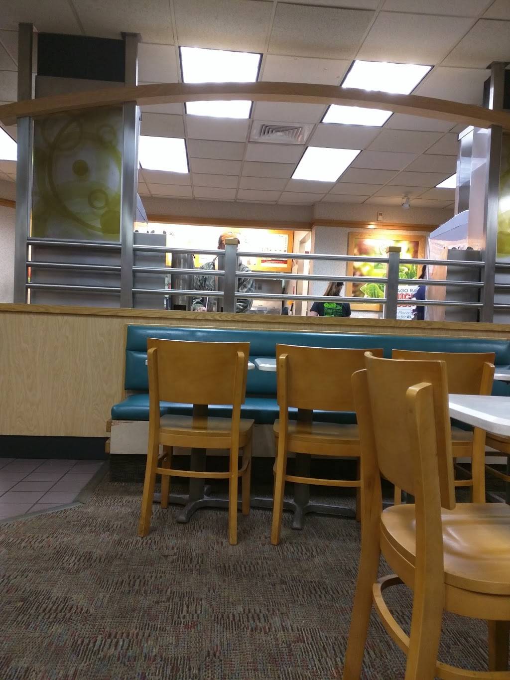 Wendys | restaurant | 2214 Eric Ln, Burlington, NC 27215, USA | 3365703685 OR +1 336-570-3685