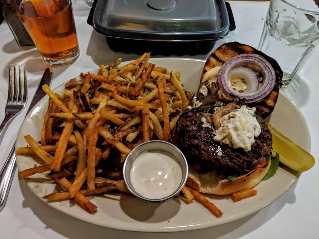 Red Stripe | restaurant | 465 Angell St, Providence, RI 02906, USA | 4014376950 OR +1 401-437-6950