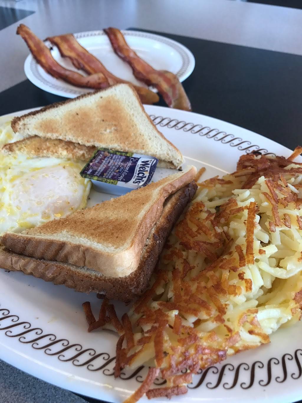 Waffle House | restaurant | 3009 W Columbus Dr, Tampa, FL 33607, USA | 8132171810 OR +1 813-217-1810