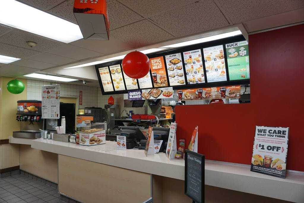 Del Taco | meal takeaway | 22349 El Toro Rd, Lake Forest, CA 92630, USA | 9495863757 OR +1 949-586-3757