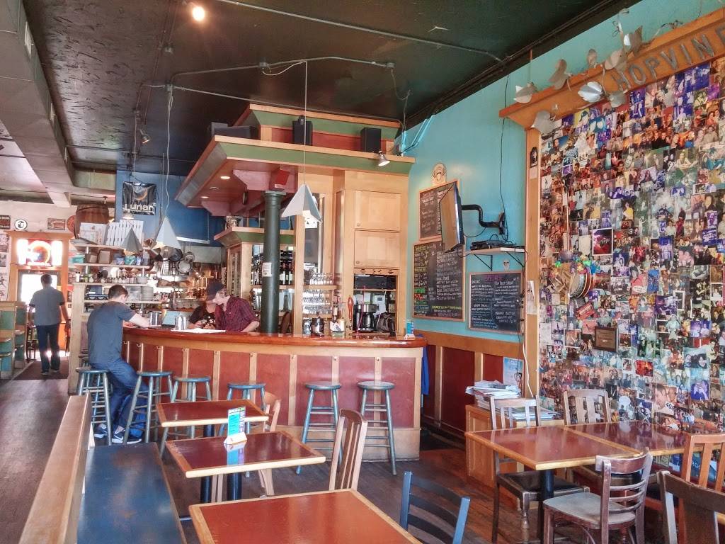 Hopvine Pub | restaurant | 507 15th Ave E, Seattle, WA 98112, USA | 2063283120 OR +1 206-328-3120