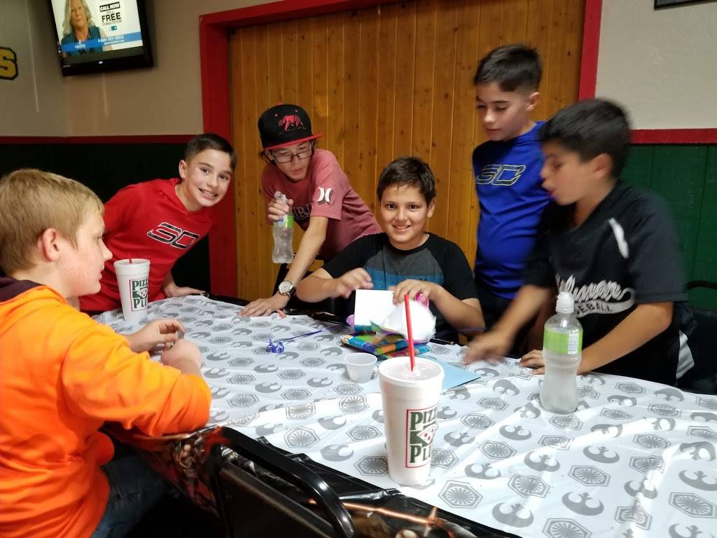 Pizza Plus | restaurant | 19935 American Ave, Hilmar, CA 95324, USA | 2096346200 OR +1 209-634-6200