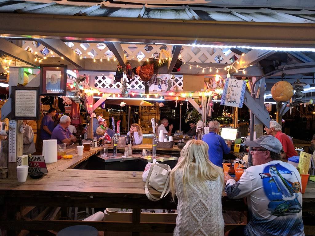 Bonita Bills Waterfront Cafe | cafe | 702 Fishermans Wharf, Fort Myers Beach, FL 33931, USA | 2394636119 OR +1 239-463-6119