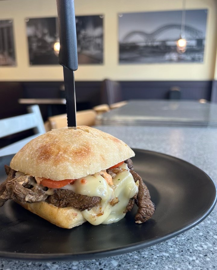 BT Bistro | restaurant | 80 N Pauline St, Memphis, TN 38105, USA | 9015826400 OR +1 901-582-6400