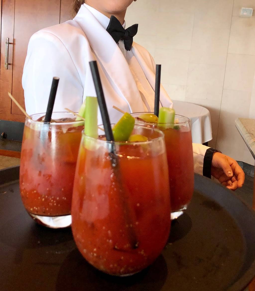 Scotts Seafood Grill & Bar | restaurant | 2 Broadway, Oakland, CA 94607, USA | 5104443456 OR +1 510-444-3456