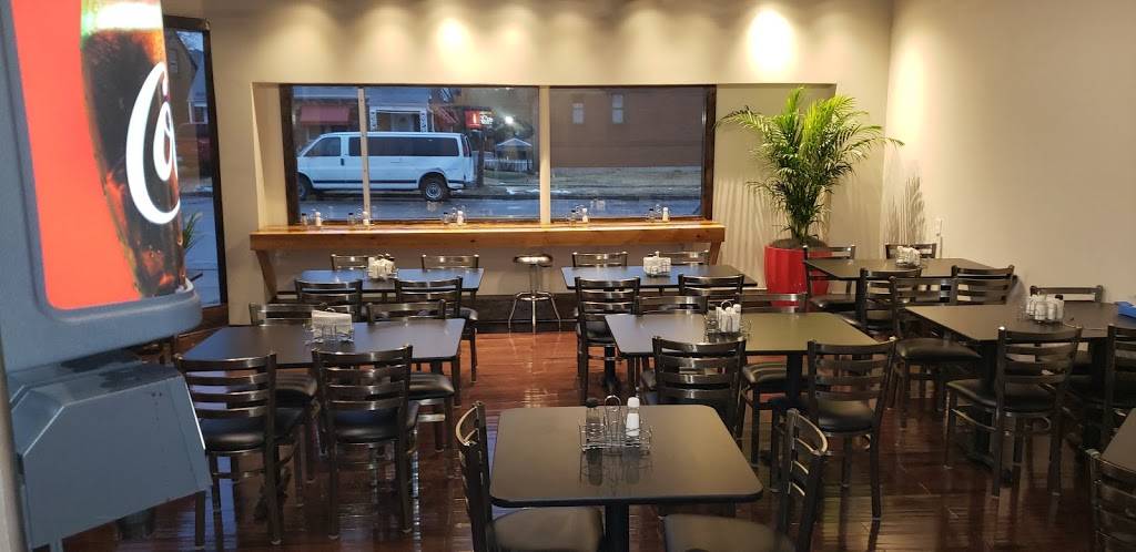 Oasis grill | restaurant | 8736 Goodfellow Blvd, St. Louis, MO 63147, USA | 3143957901 OR +1 314-395-7901