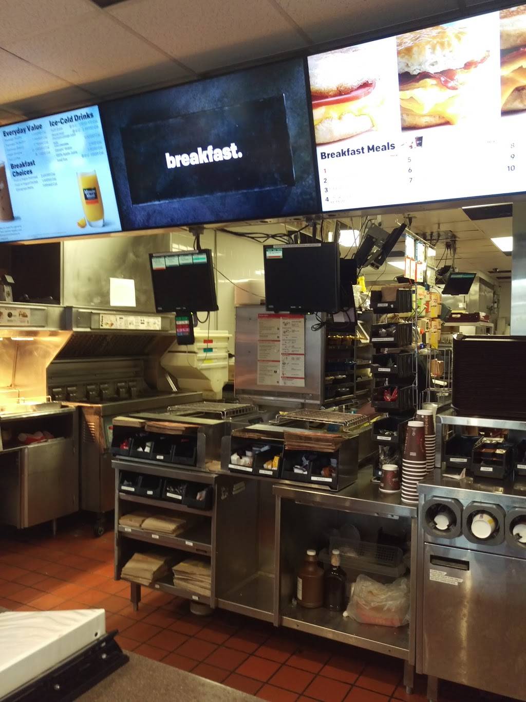 McDonalds | cafe | 178 Summer St, Kingston, MA 02364, USA | 7815859234 OR +1 781-585-9234