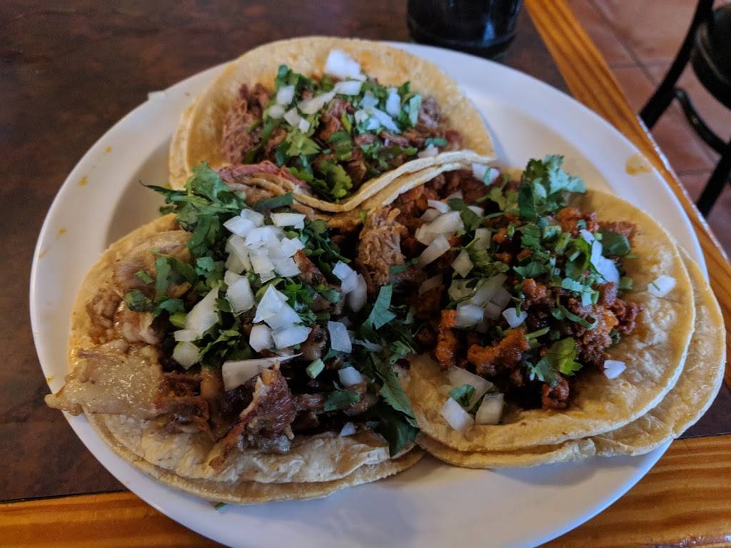 La Milpa | 24/7 Mexican Restaurant & Market | restaurant | 6925 Hull Street Rd, Richmond, VA 23224, USA | 8042763391 OR +1 804-276-3391