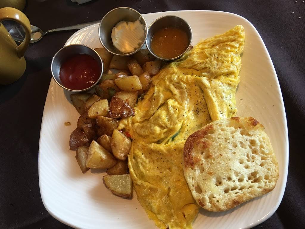 The MainCourse Restaurant | restaurant | 620 Main St, Ramona, CA 92065, USA | 7607897005 OR +1 760-789-7005