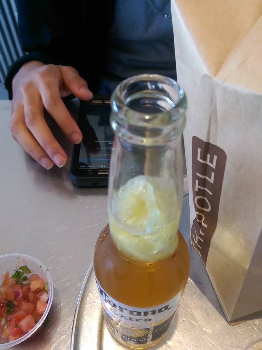 Chipotle Mexican Grill | restaurant | 7020 Mannheim Rd, Rosemont, IL 60018, USA | 8472999201 OR +1 847-299-9201