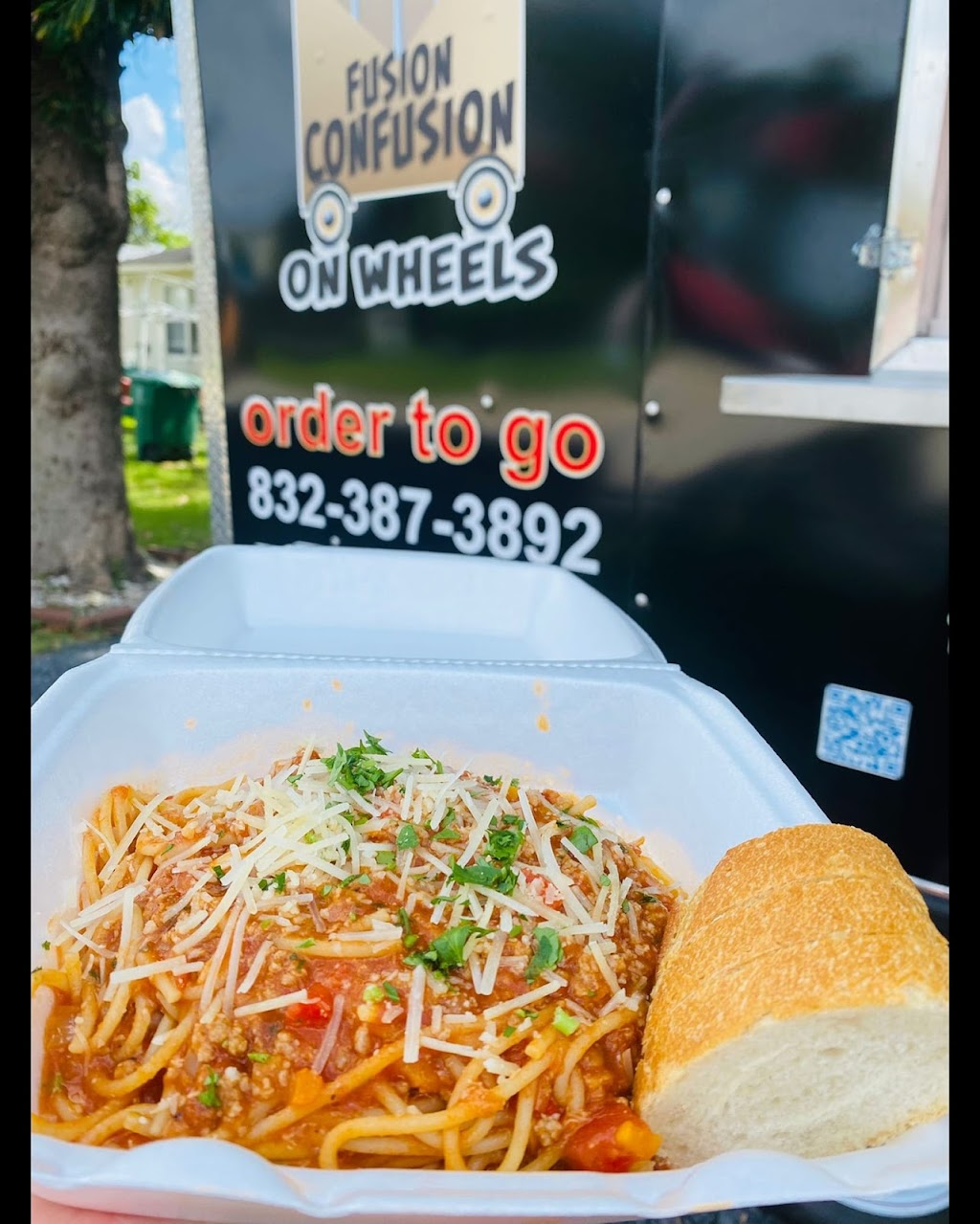 Fusion Confusion on Wheels | restaurant | 971 Wakefield Dr, Houston, TX 77018, USA | 8323873892 OR +1 832-387-3892