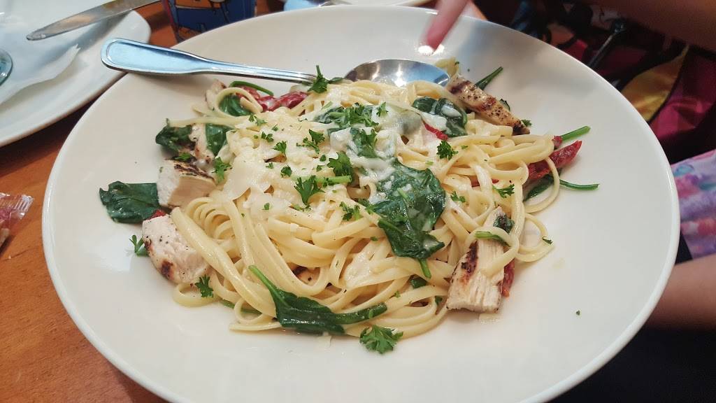 Tony Romas | restaurant | 18050 Collins Ave, Sunny Isles Beach, FL 33160, USA | 3059327907 OR +1 305-932-7907