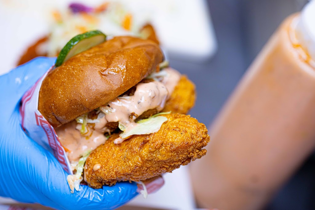 Breds Nashville Hot Chicken | meal takeaway | 2930 Bristol St suite A104, Costa Mesa, CA 92626, USA | 7146969468 OR +1 714-696-9468