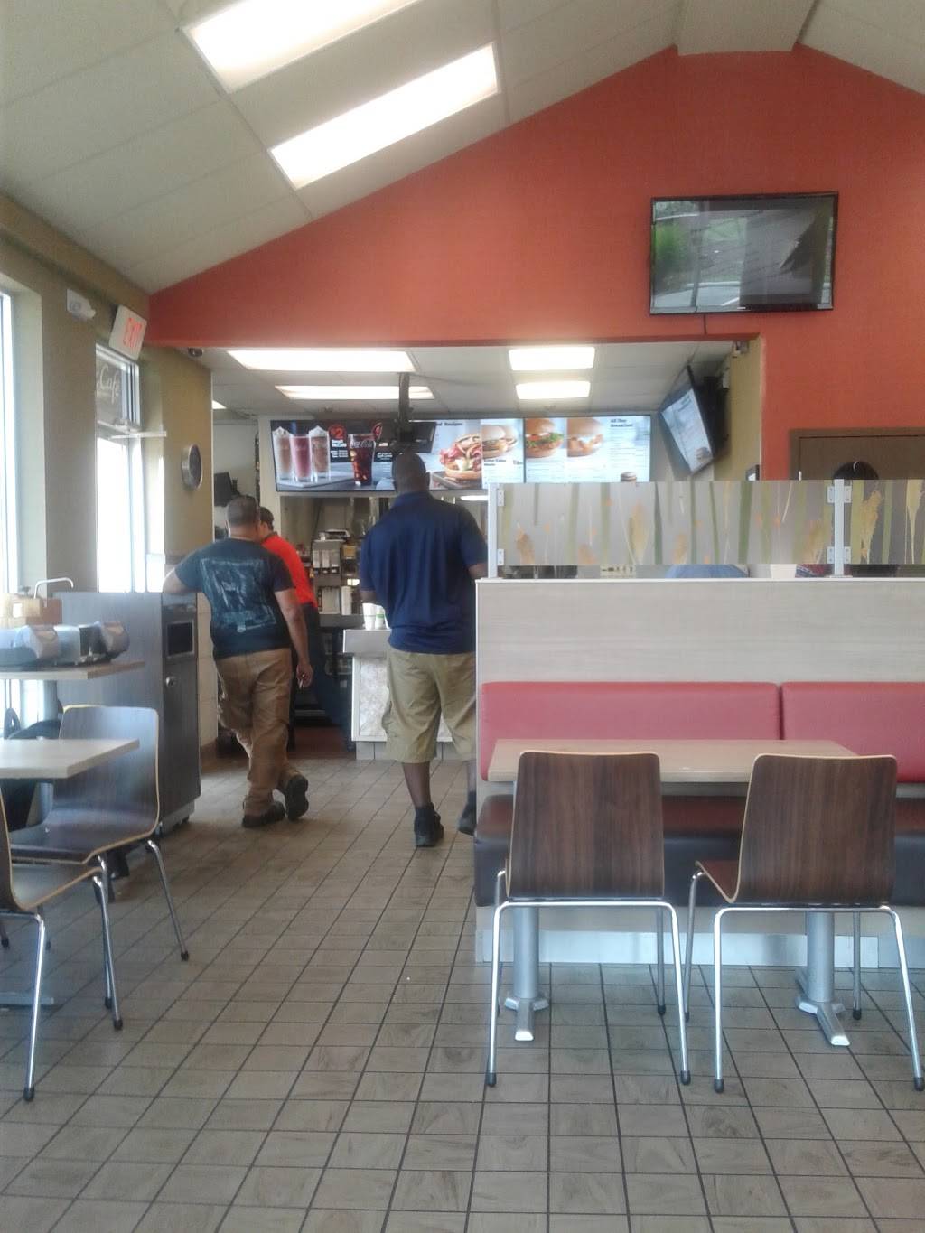 McDonalds | cafe | 135 Richmond Hwy, Amherst, VA 24521, USA | 4349469009 OR +1 434-946-9009