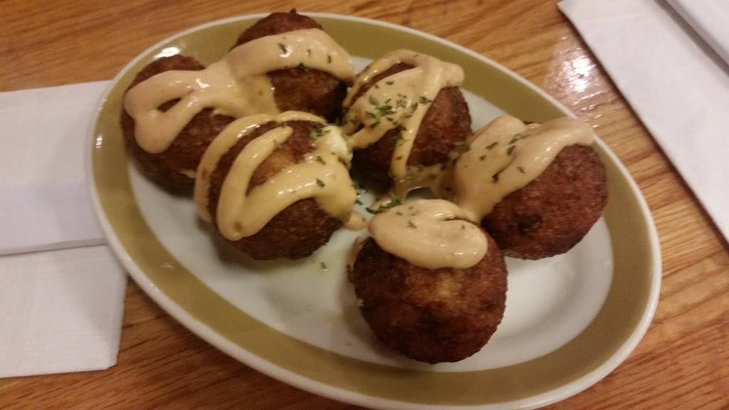 Tampopo | restaurant | 1815 Massachusetts Ave, Cambridge, MA 02140, USA | 6178685457 OR +1 617-868-5457