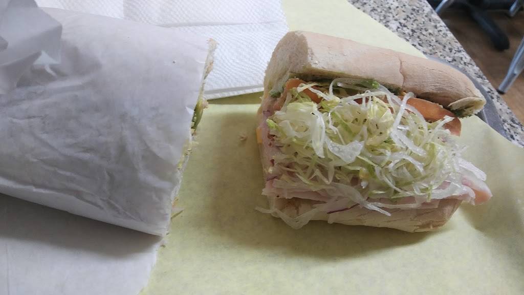 Submarine King | meal takeaway | 261 W Olive Ave, Burbank, CA 91502, USA | 8188421244 OR +1 818-842-1244