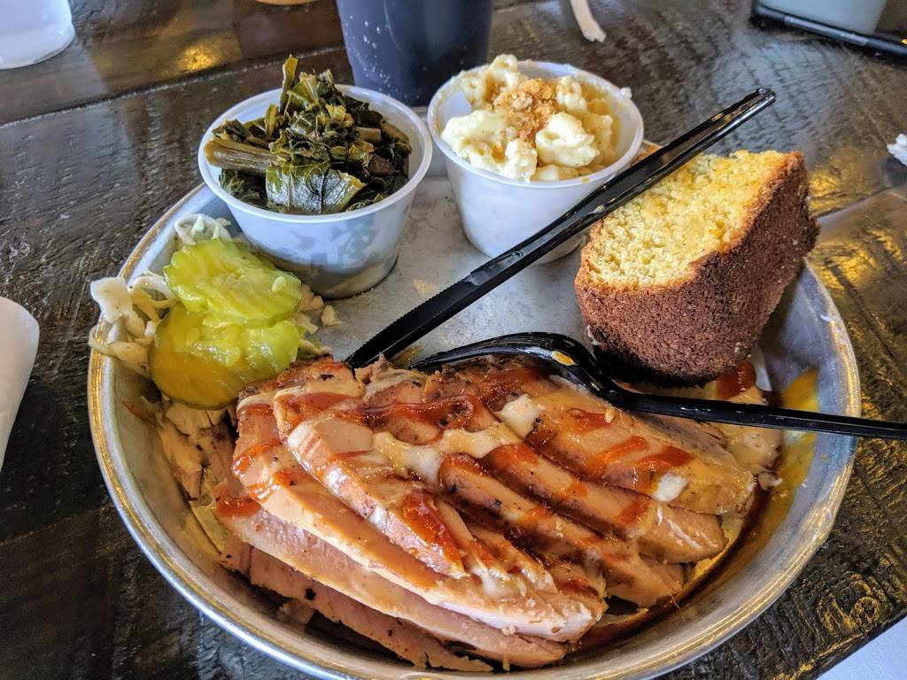 Edleys Bar-B-Que | restaurant | Signal Mill, 205 Manufacturers Rd, Chattanooga, TN 37405, USA | 4234982772 OR +1 423-498-2772