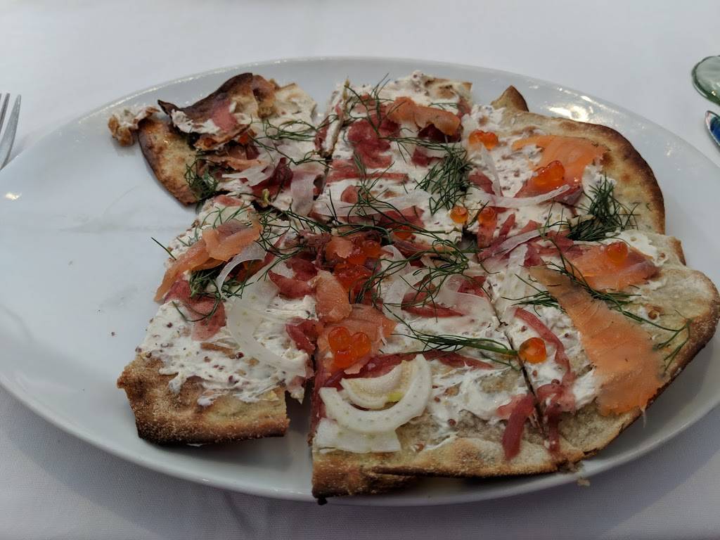 Fin Seafood | restaurant | 3150 William Styron Square N, Newport News, VA 23606, USA | 7575995800 OR +1 757-599-5800