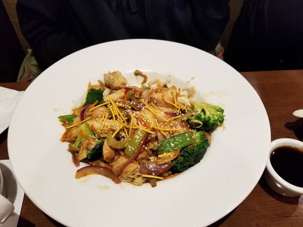 Swiss Chalet | restaurant | 3140 Dufferin St, North York, ON M6A 2T1, Canada | 4167895445 OR +1 416-789-5445