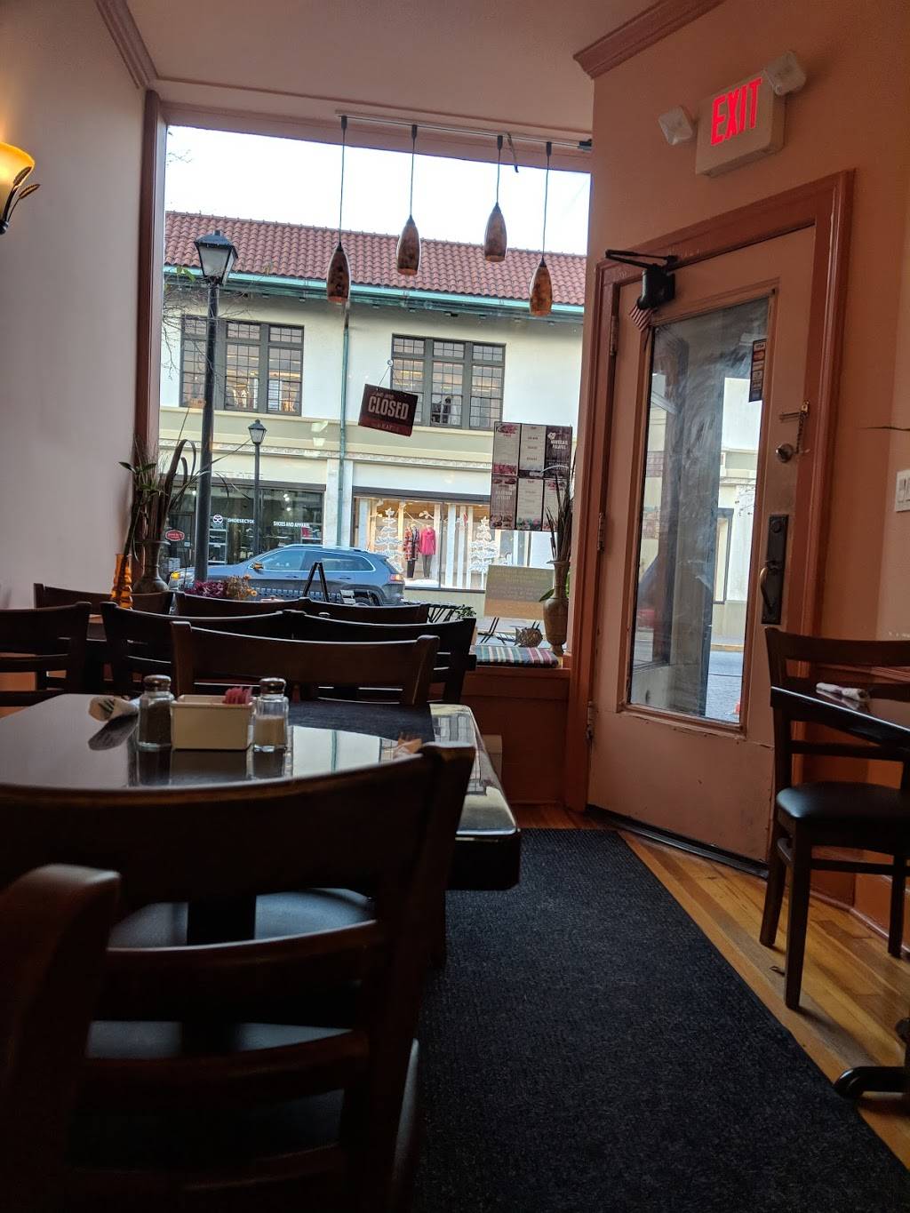 Montclair Falafel | restaurant | 16 Church St, Montclair, NJ 07042, USA | 9737440300 OR +1 973-744-0300