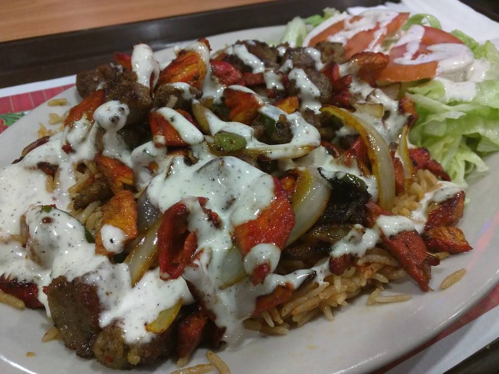 Crown Chicken & Fish | restaurant | 403 Saw Mill Rd, West Haven, CT 06516, USA | 2039311444 OR +1 203-931-1444