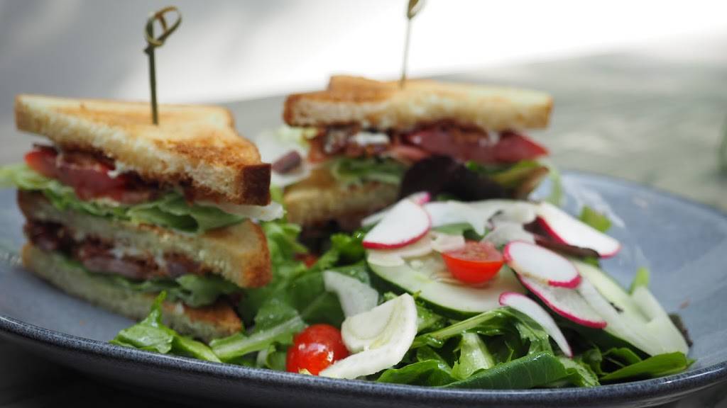 Atrium Cafe and Bar | restaurant | 103 Great Meadow Rd, Wethersfield, CT 06109, USA | 8607573344 OR +1 860-757-3344