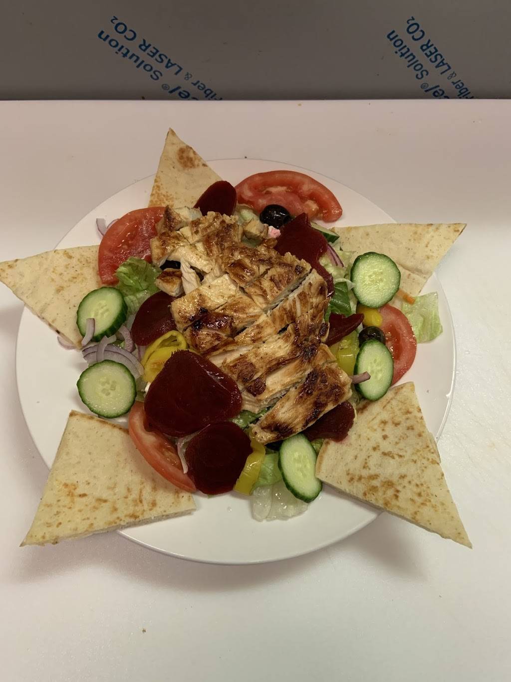 LivoniaTownGrill | restaurant | 29041 W Seven Mile Rd, Livonia, MI 48152, USA | 2484783710 OR +1 248-478-3710