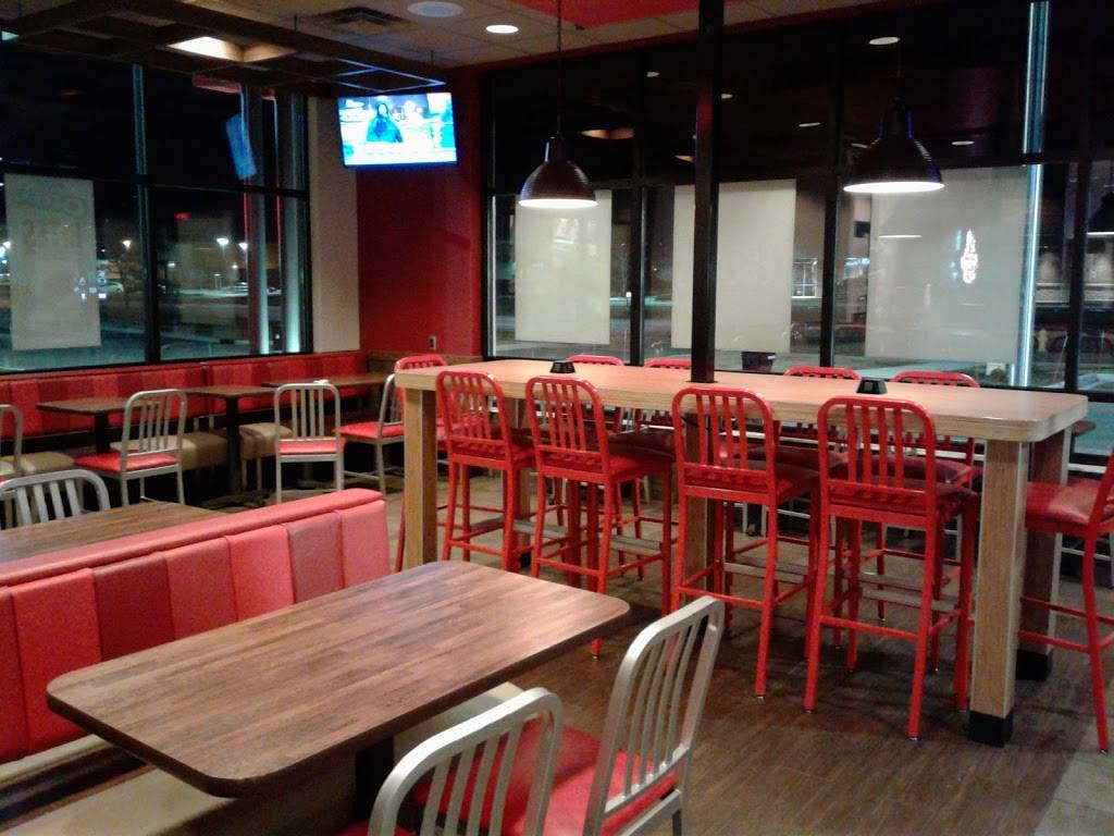 Arbys | restaurant | 1911 Main St, Green Bay, WI 54302, USA | 9208571527 OR +1 920-857-1527