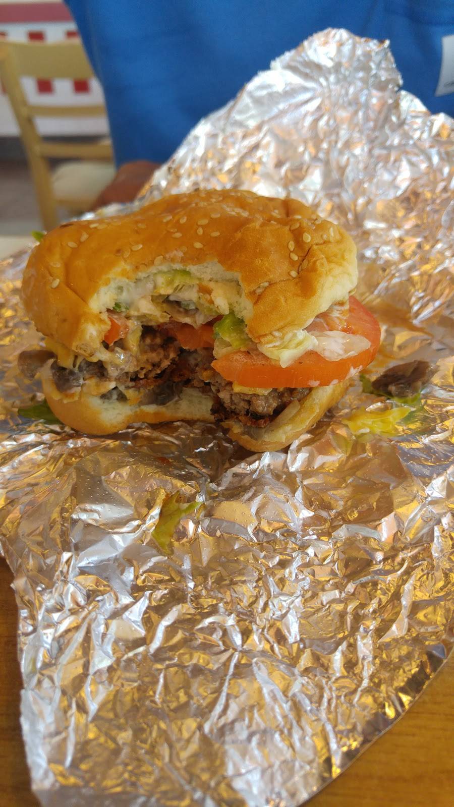 Five Guys | meal takeaway | 1019 Fording Island Rd, Bluffton, SC 29910, USA | 8437574667 OR +1 843-757-4667