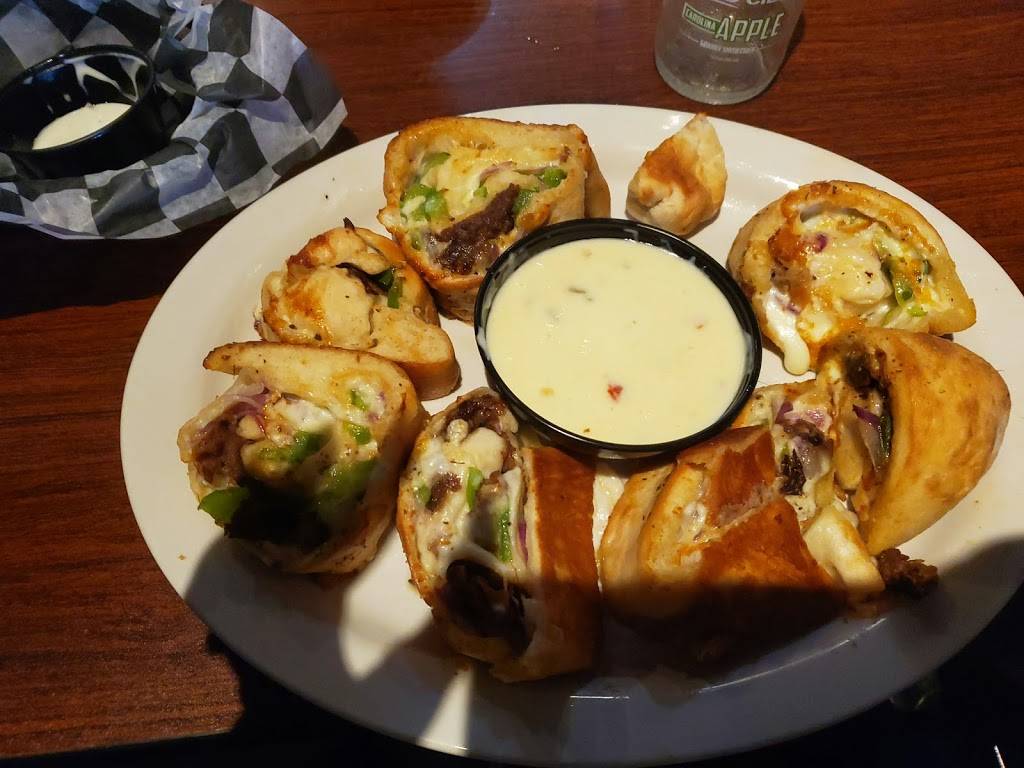 Rookies Sports Bars - RTP | restaurant | 4911 Central Park Dr, Durham, NC 27703, USA | 9194748833 OR +1 919-474-8833