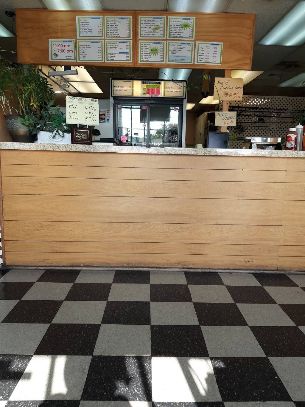 Kings Seafood Market & Restaurant | restaurant | 714 E Little Creek Rd, Norfolk, VA 23518, USA | 7575875420 OR +1 757-587-5420