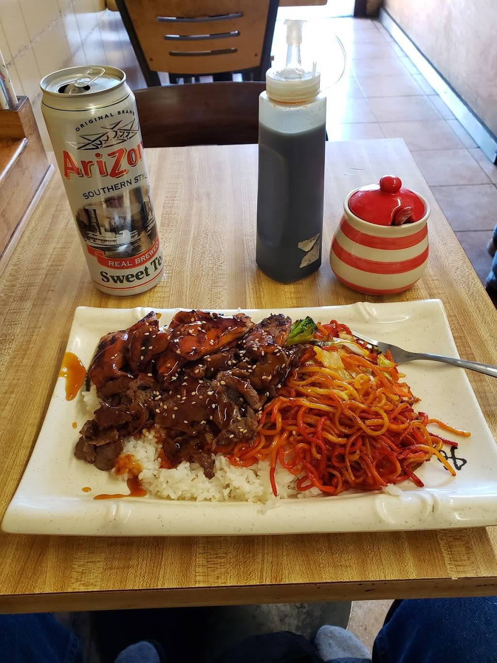 Mitzee Cafe | restaurant | 721 S Central Ave B, Glendale, CA 91204, USA | 8182438078 OR +1 818-243-8078