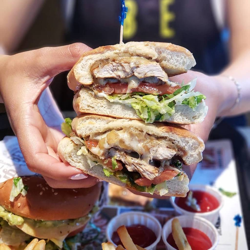 The Habit Burger Grill | meal takeaway | 1540 E 14th St, San Leandro, CA 94577, USA | 5108958895 OR +1 510-895-8895