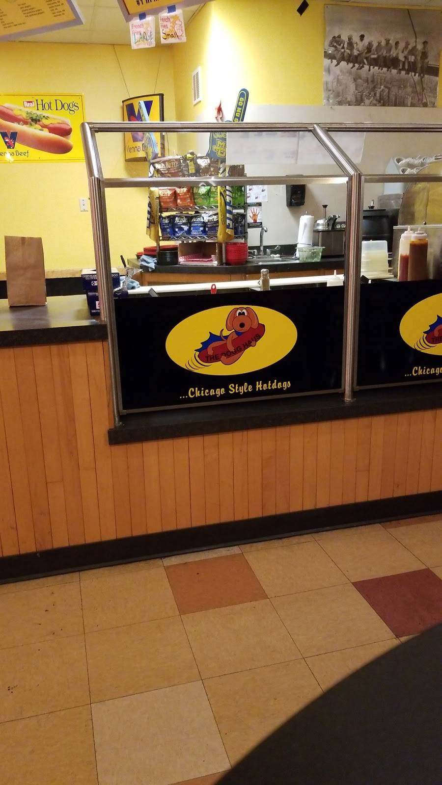 The Dogg Haus | restaurant | 1633 W Wells St, Milwaukee, WI 53233, USA | 4149339179 OR +1 414-933-9179