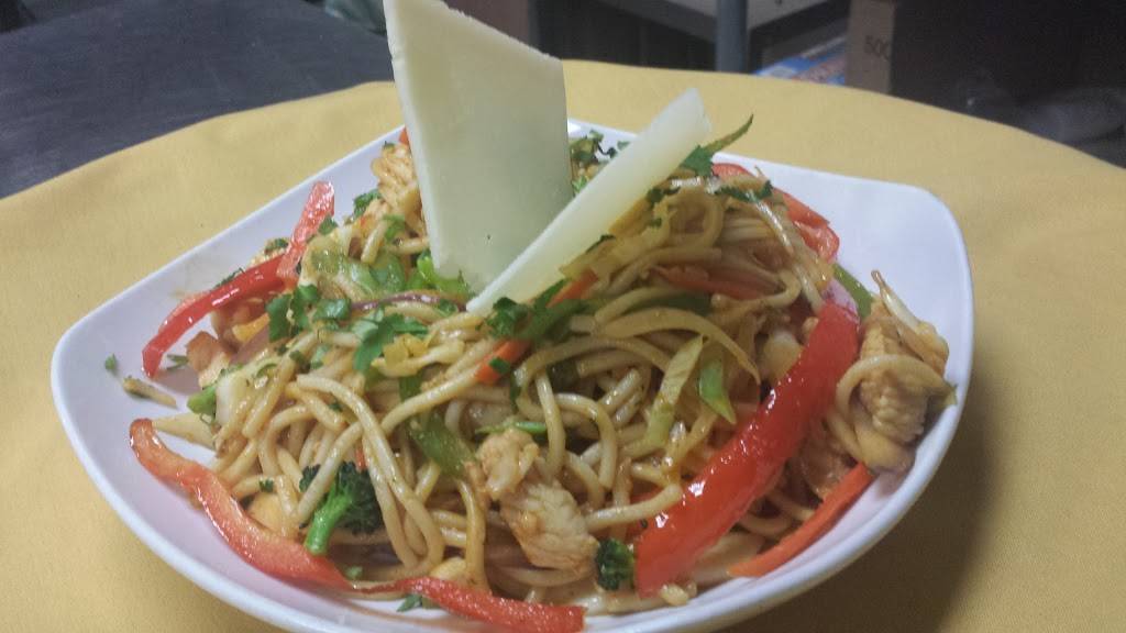 Gurkhas Restaurant | A Family Owned and Operated Restaurant Serv | restaurant | 2347 Clover Basin Dr, Longmont, CO 80503, USA | 3035301551 OR +1 303-530-1551