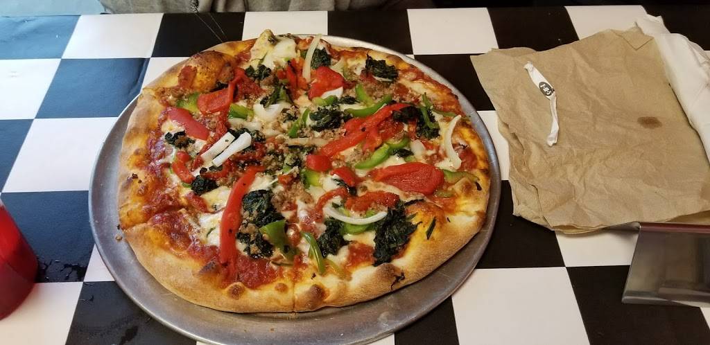 Arte Pizza - Glynn Isles | restaurant | 710 Glynn Isle, Brunswick, GA 31525, USA | 9122899046 OR +1 912-289-9046