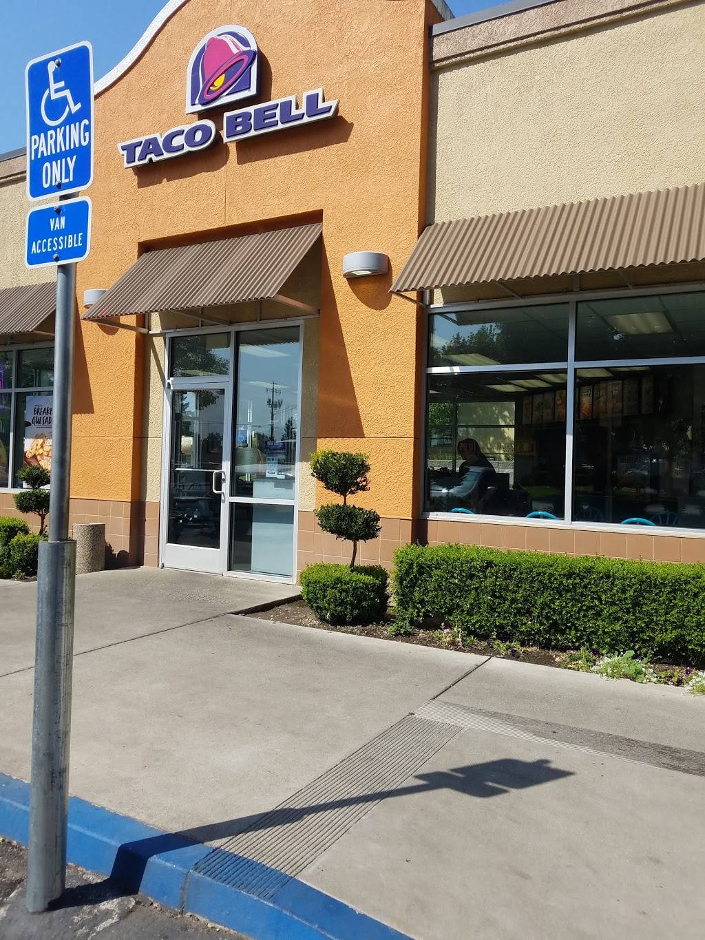 Taco Bell | meal takeaway | 1483 Bridge St, Yuba City, CA 95991, USA | 5306731403 OR +1 530-673-1403