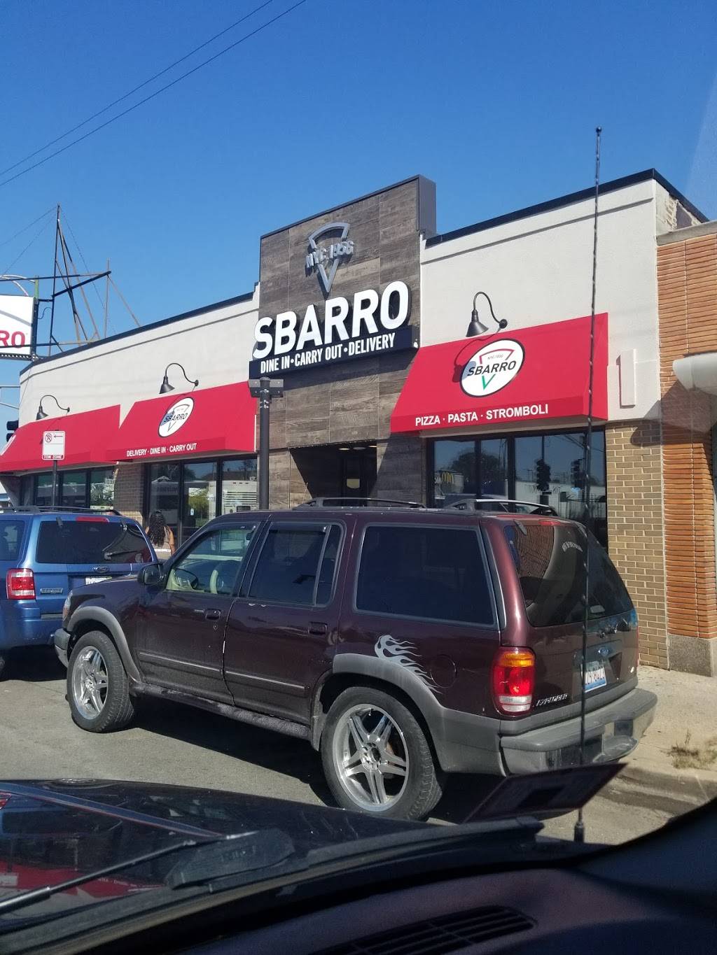 Sbarro Pizza | restaurant | 5554 W Fullerton Ave, Chicago, IL 60639, USA | 8727601000 OR +1 872-760-1000