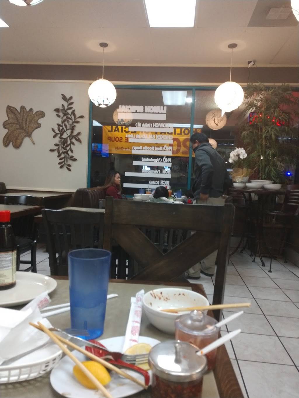 Pho Xpress | restaurant | 650 S Lincoln Ave, Corona, CA 92882, USA | 9513400540 OR +1 951-340-0540