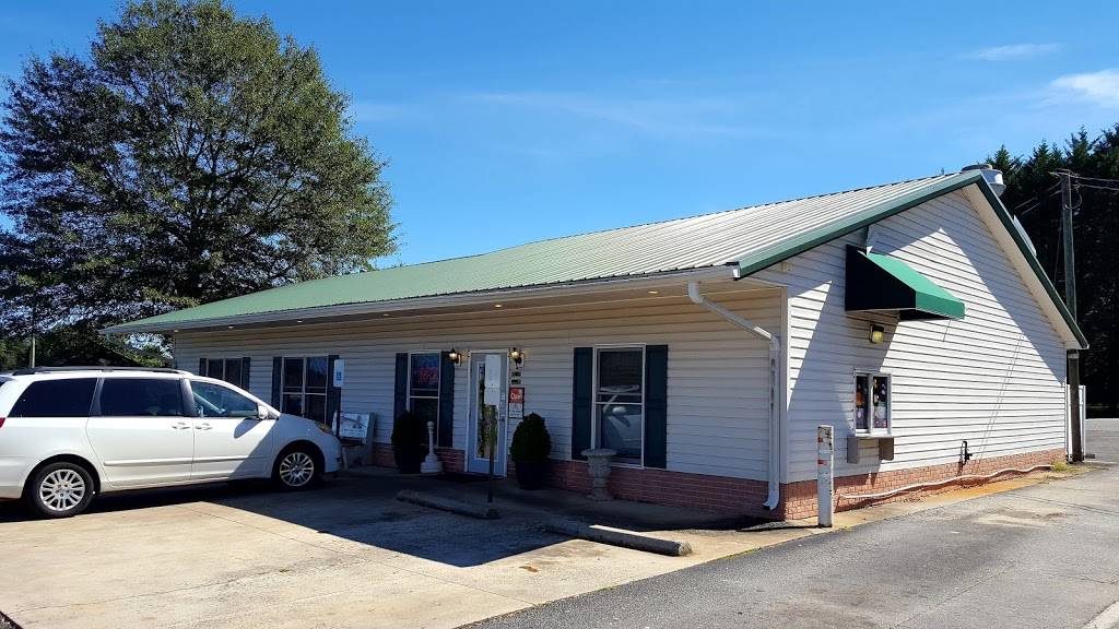 Mitchems Kitchen | restaurant | 6679 NC-27, Vale, NC 28168, USA | 7042761155 OR +1 704-276-1155