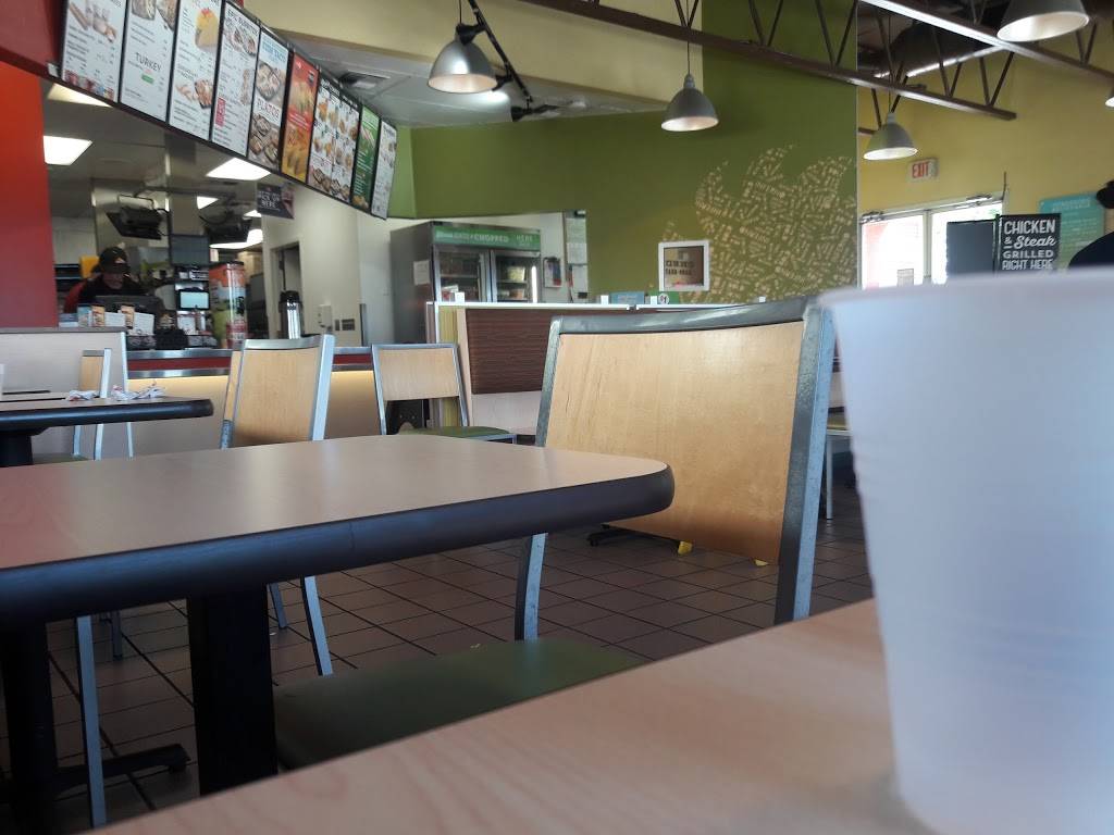 Del Taco | meal takeaway | 841 Harbor Blvd, West Sacramento, CA 95691, USA | 9163713284 OR +1 916-371-3284