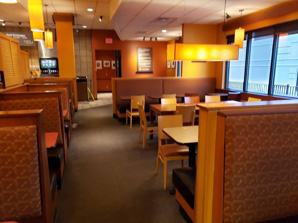 Panera Bread | bakery | 3321 Northwest Expy, Oklahoma City, OK 73112, USA | 4058408222 OR +1 405-840-8222