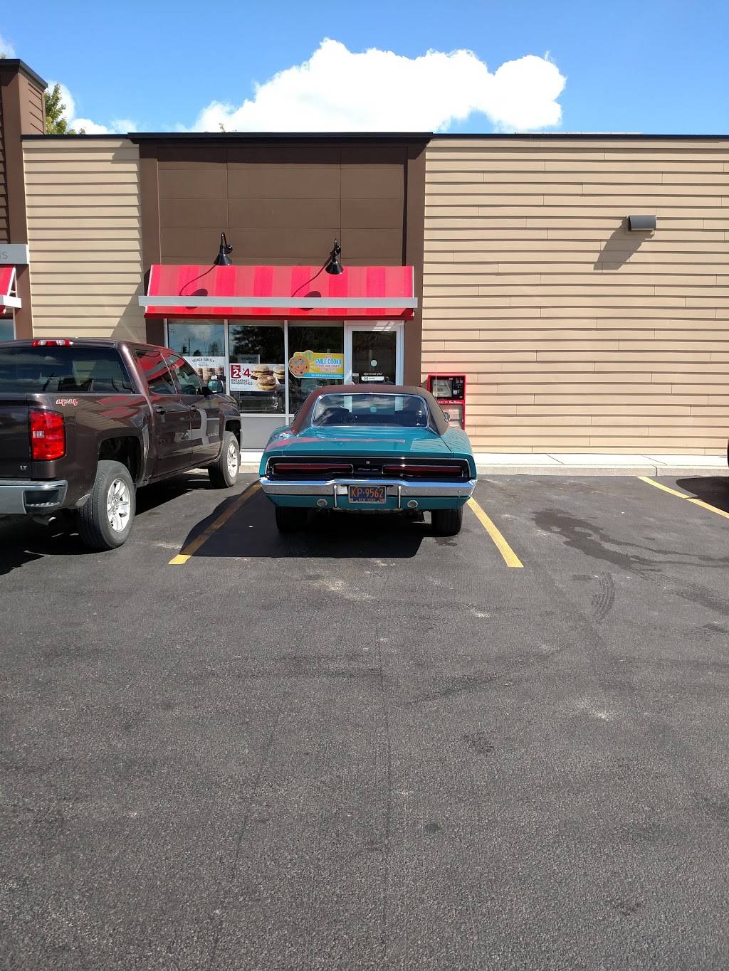 Tim Hortons | restaurant | 2970 Saunders Settlement Rd, Sanborn, NY 14132, USA | 7167315151 OR +1 716-731-5151