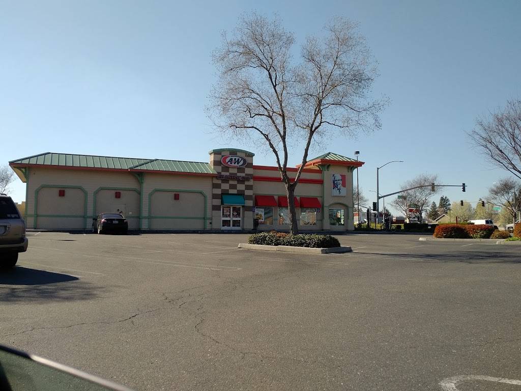 A&W | restaurant | 2200 Patterson Rd, Riverbank, CA 95367, USA | 2098694205 OR +1 209-869-4205