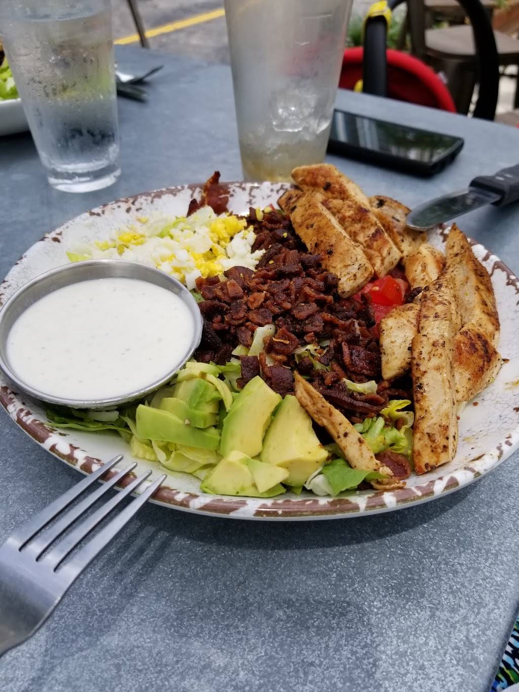 The Avenue Eat + Drink | restaurant | 330 1st Ave S, St. Petersburg, FL 33701, USA | 7278519531 OR +1 727-851-9531