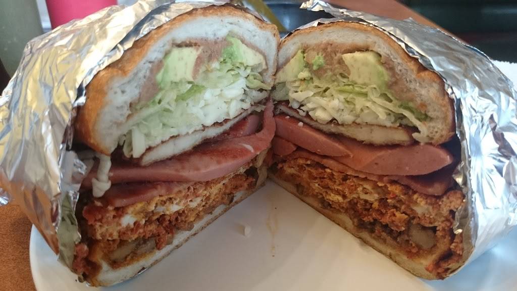 Río Tacos | restaurant | 7985 Plummer St, Lawrence, IN 46226, USA | 3173771877 OR +1 317-377-1877