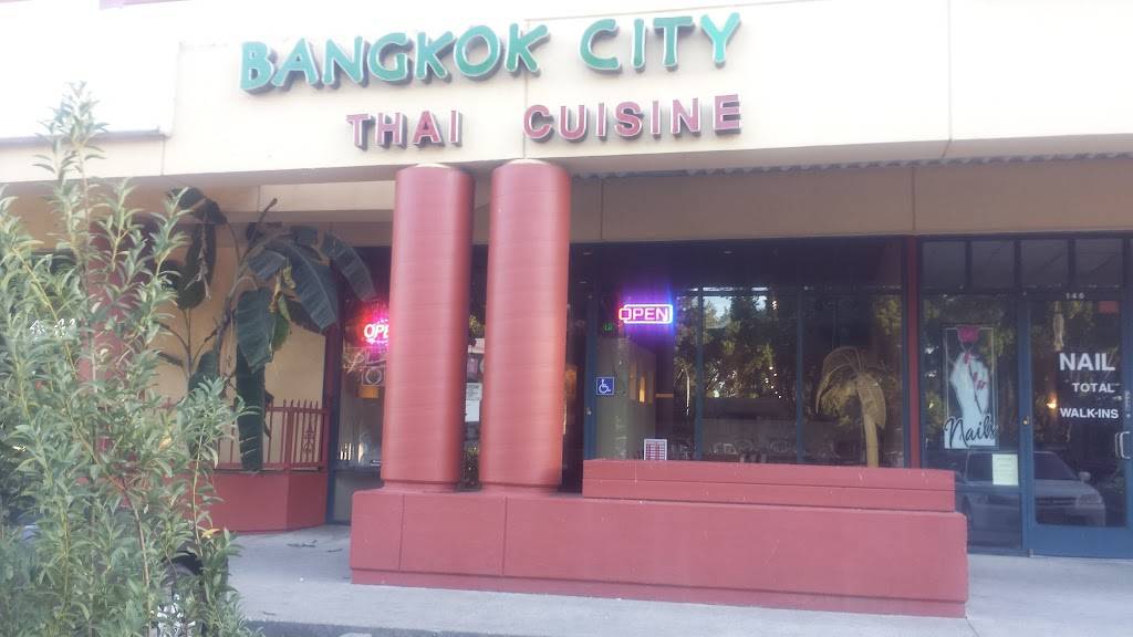 Bangkok City Thai Cuisine | restaurant | 1620 W El Camino Ave #147, Sacramento, CA 95833, USA | 9169227410 OR +1 916-922-7410