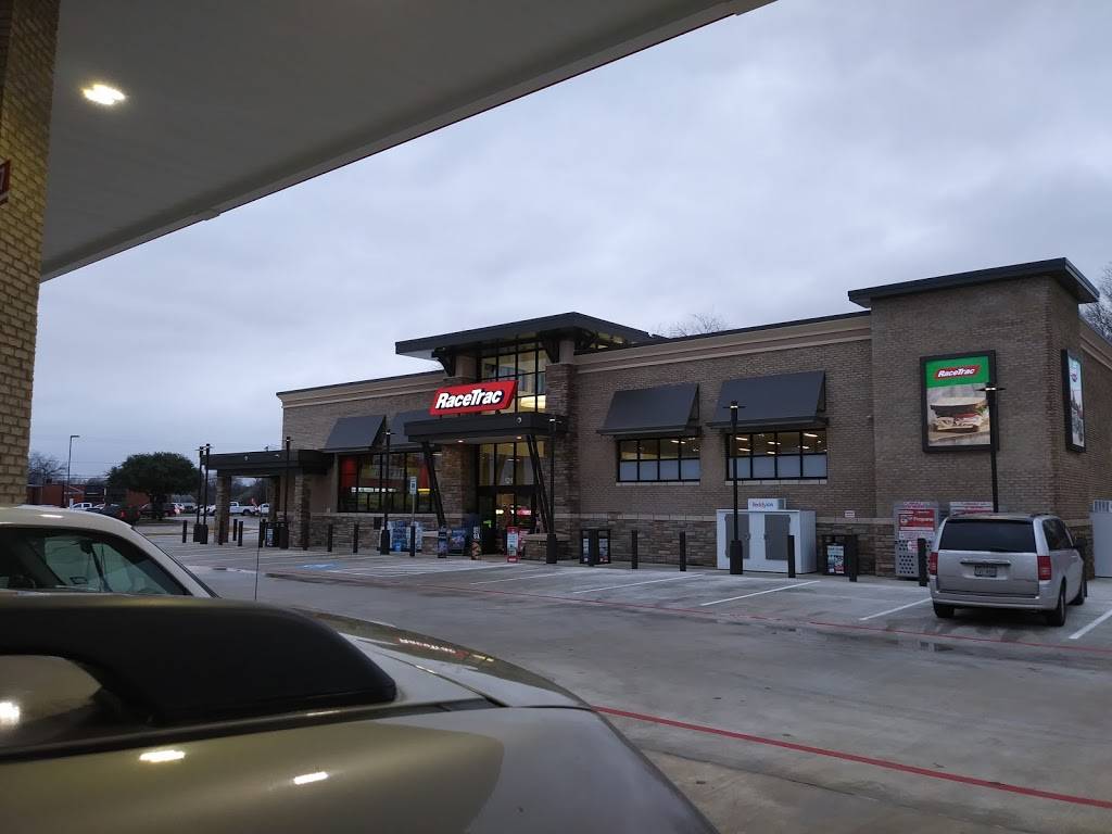 Racetrac | cafe | 121 N Saginaw Blvd, Saginaw, TX 76179, USA | 8172328780 OR +1 817-232-8780